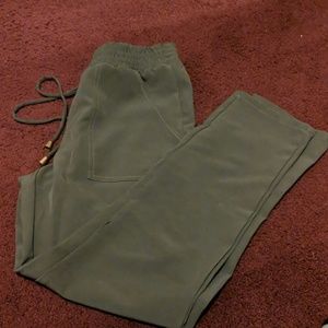Olive Elastic Pants.